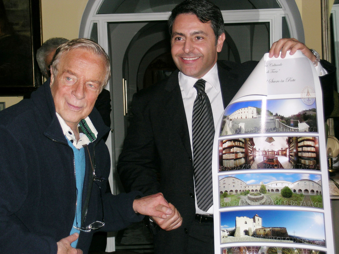 Fabio Gallo con Franco Zeffirelli mostra le Immagini dei Beni Culturali della Calabria alla Stampa