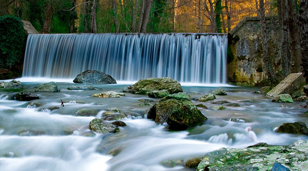 parco-nazionale-del-pollino-cascata